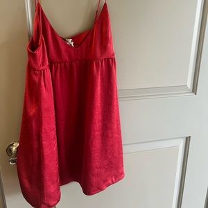 Aritzia Crimson Red Rouge Cramoisi